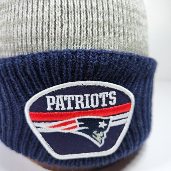 New England Patriots Knit Toque Pom Pom Beanie Hat Unisex Adult Fall Winter - Picture 2 of 7